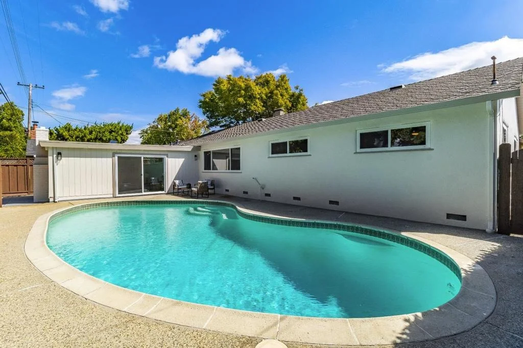 Photo of 421 Manchester Avenue