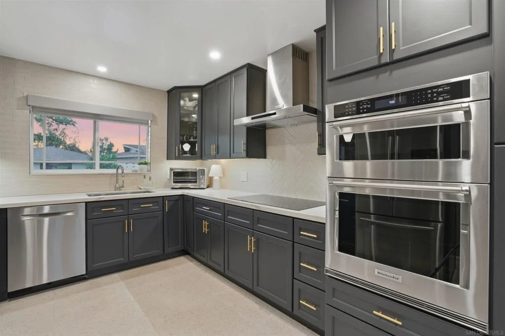 Photo of 5641 Genoa