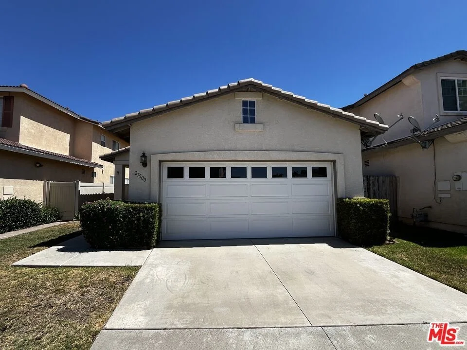 Photo of 27500 Parkside Drive