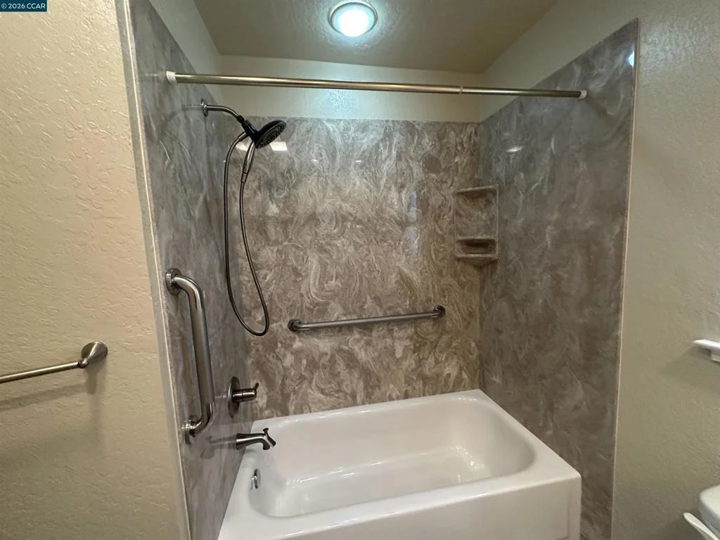 Photo of 1707 Bishop Dr