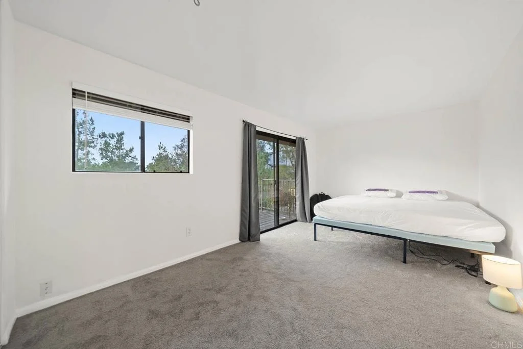 Photo of Unit C at 2636 Alpine Boulevard