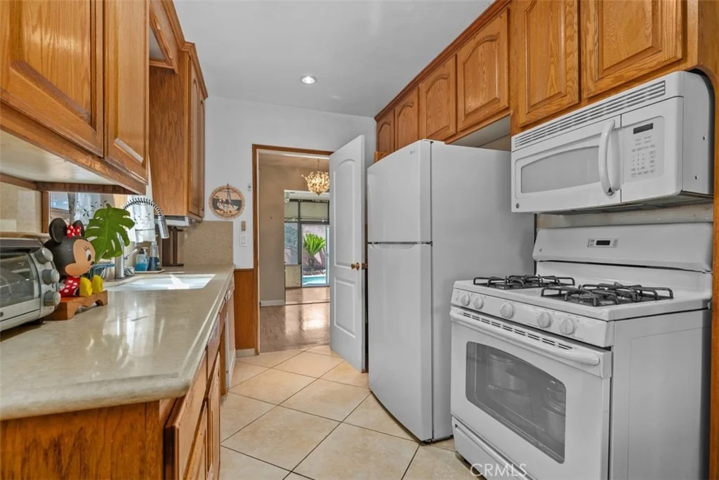 Photo of 10253 Angell