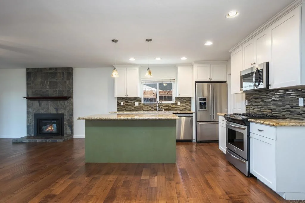 Photo of 9439 LAKE CANYON RD