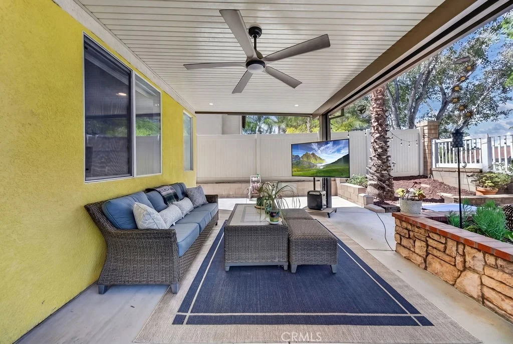 Photo of 43683 Altamura Court