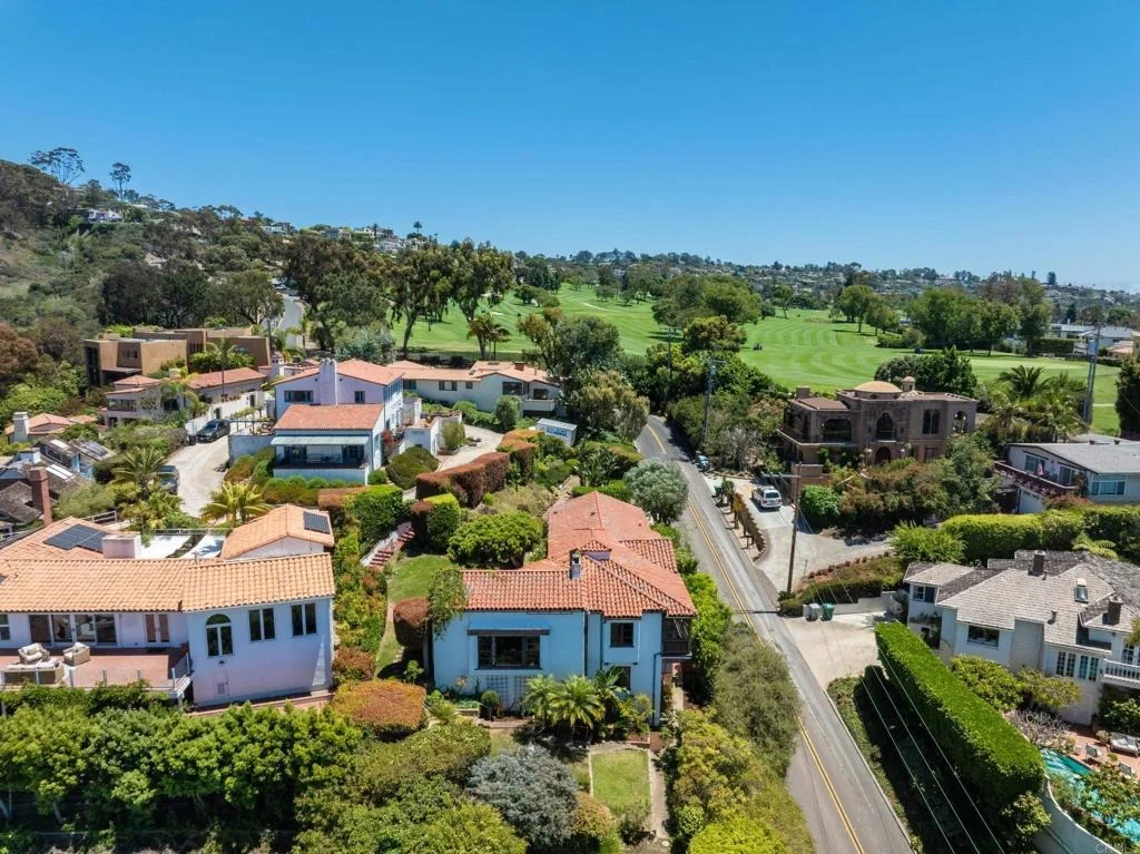 Photo of 1406 La Jolla Knoll