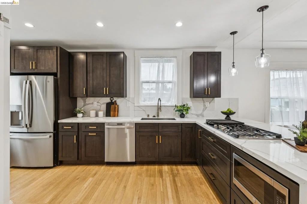 Photo of 3435 Dimond Ave