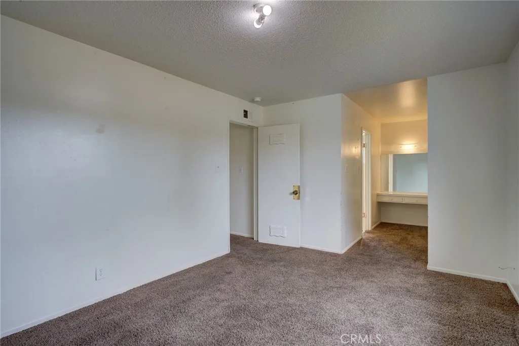 Photo of 606 W Albert Street