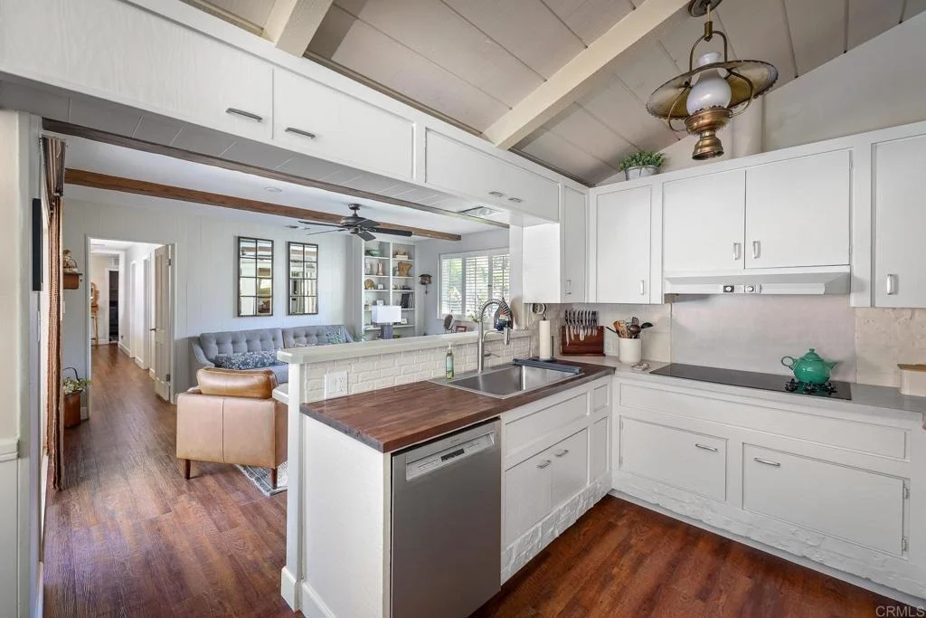 Photo of 1508 Encino Drive