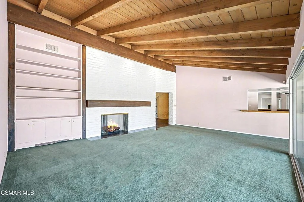 Photo of 195 Avocado Place