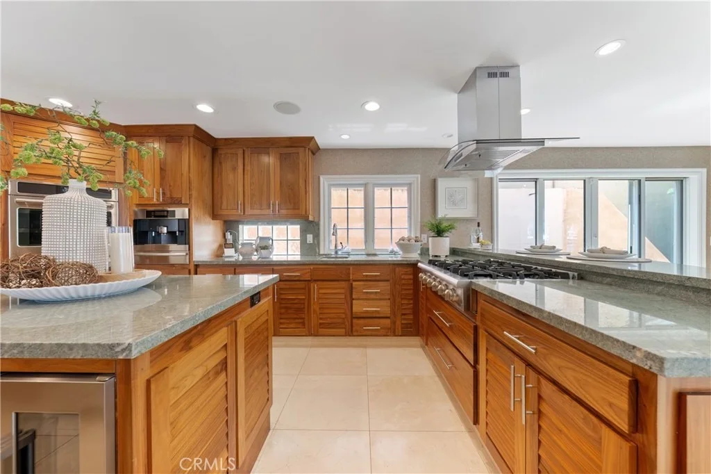 Photo of 701 Bayside Drive