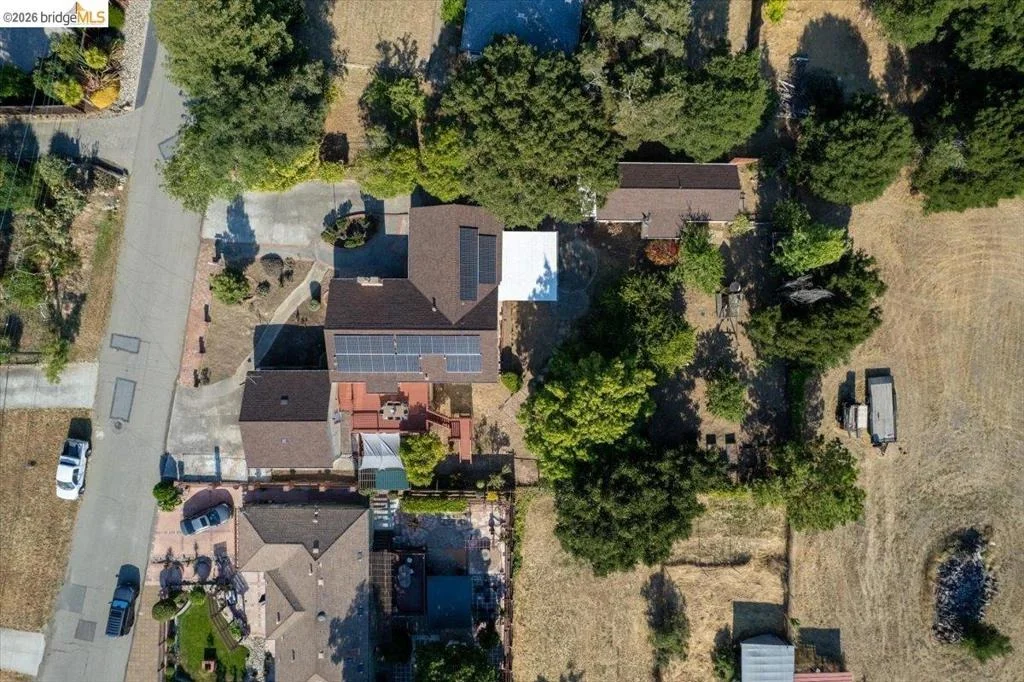 Photo of 2721 Hidden Ln