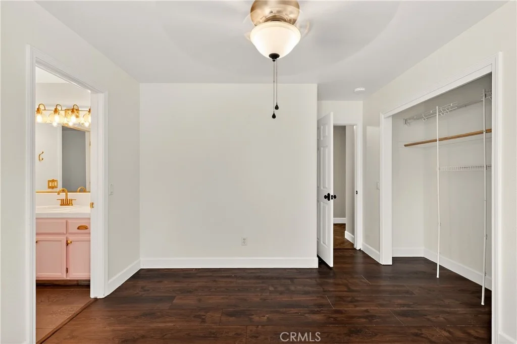 Photo of 724 Robin Drive