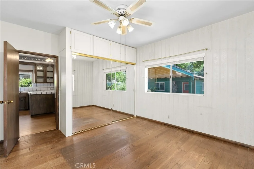 Photo of 3892 Oakwood Place