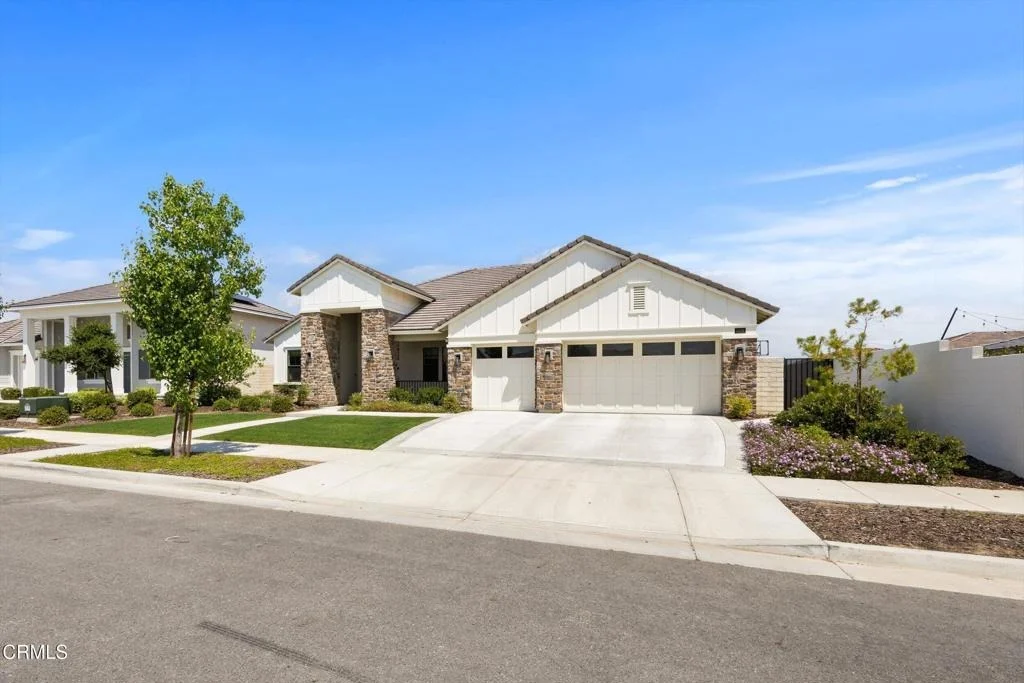 Photo of 3326 Madrone Lane