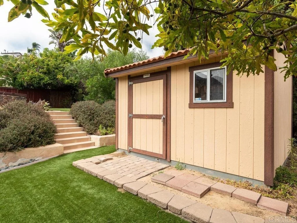 Photo of 4798 Hillside Drive