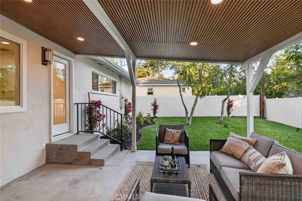 Photo of 6433 Creemore Lane