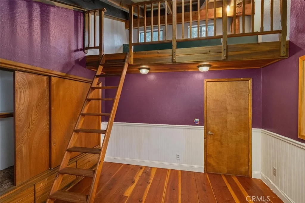 Photo of 14474 Carnegie