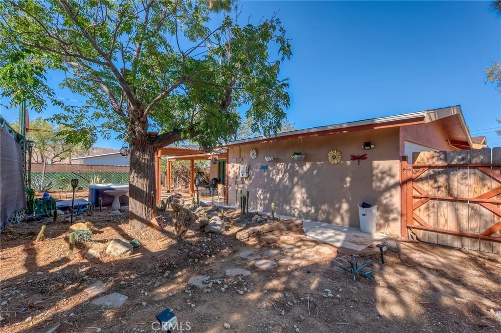 Photo of 7896 Fox Trail