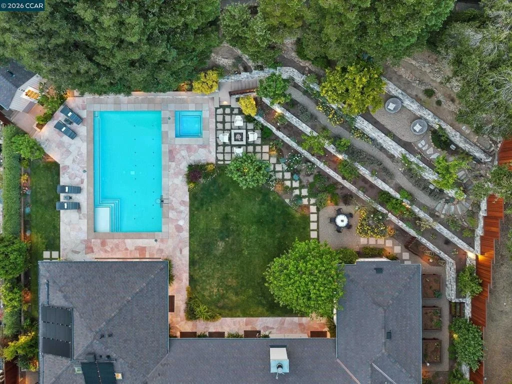 Photo of 1165 Glen Rd