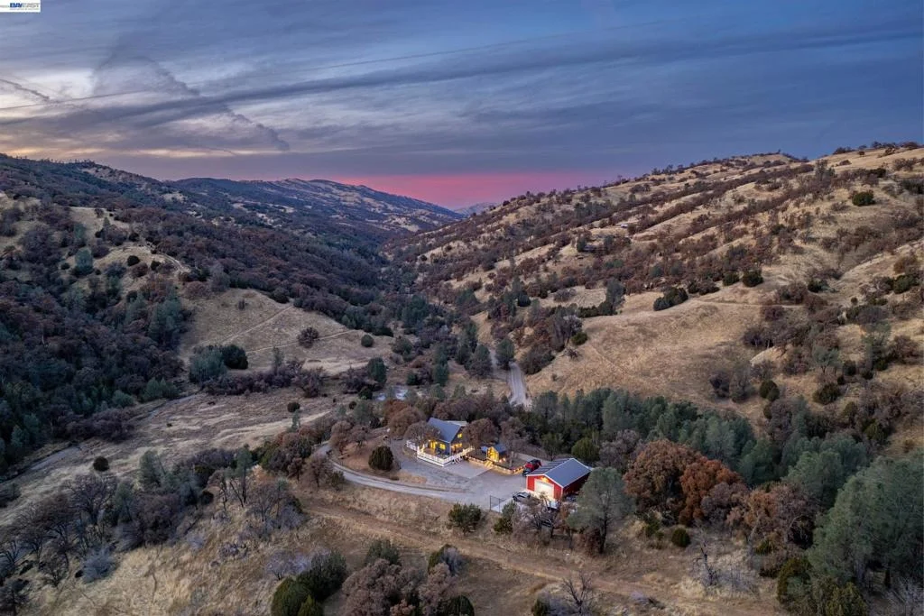 Photo of 21000 Mines Rd.