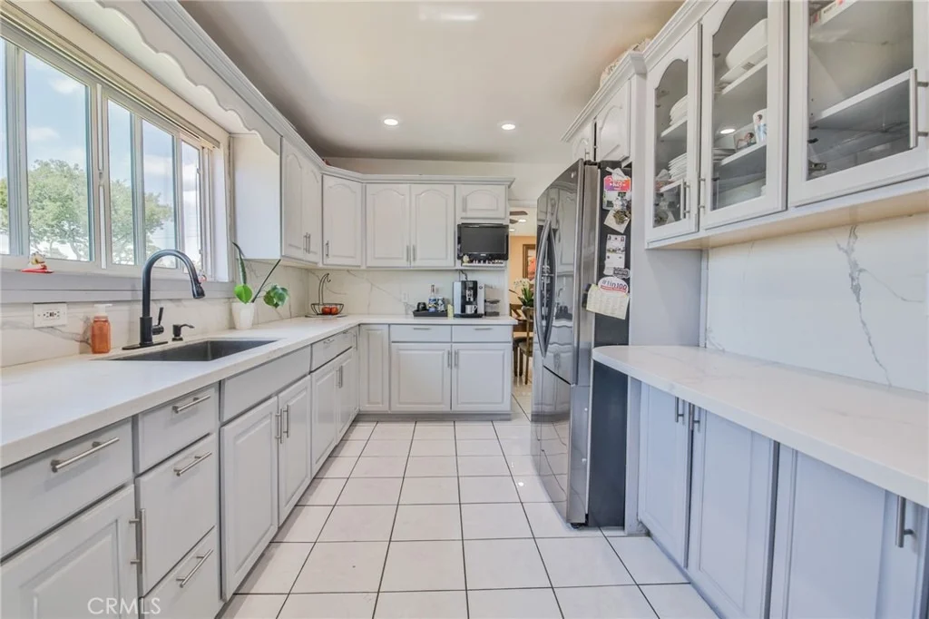 Photo of 164 E 235th Street