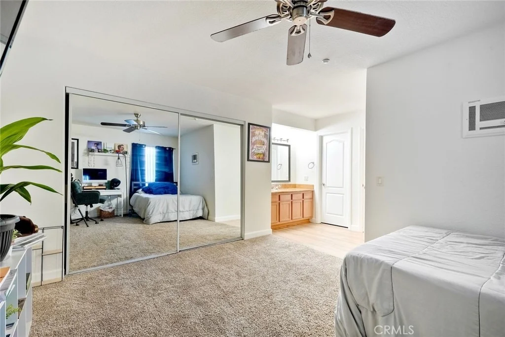 Photo of Unit 175 at 615 Fredricks