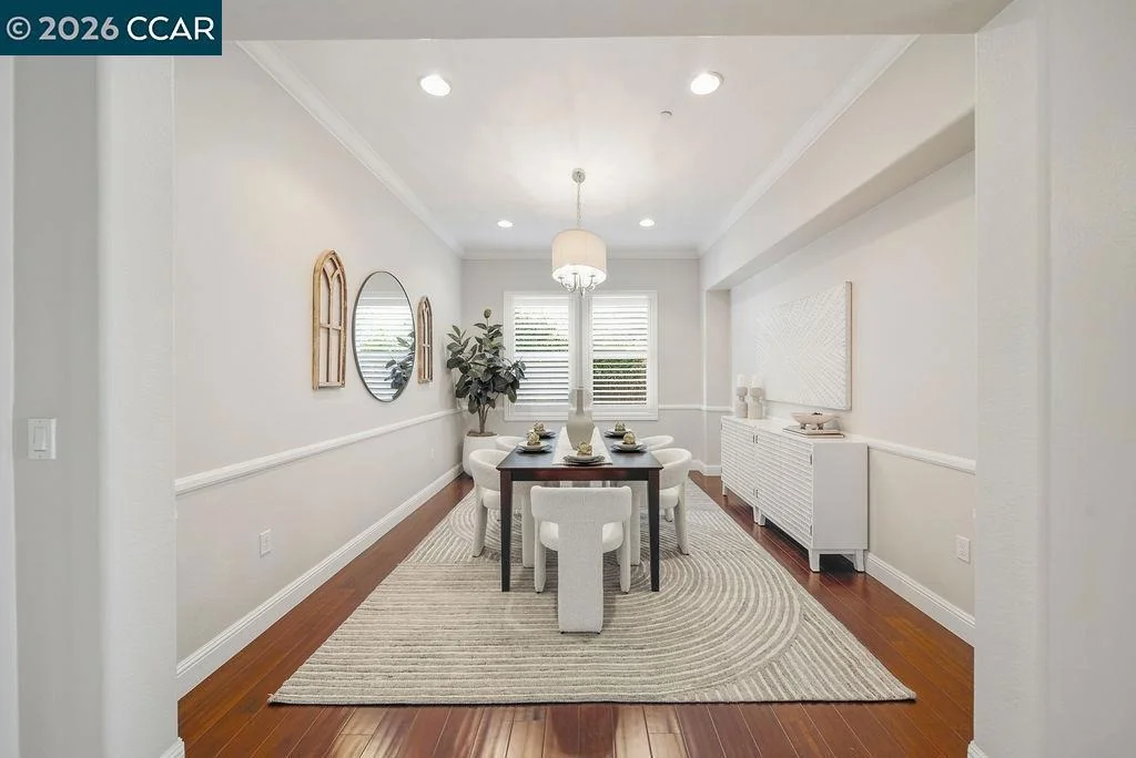 Photo of 24 Promontory Place