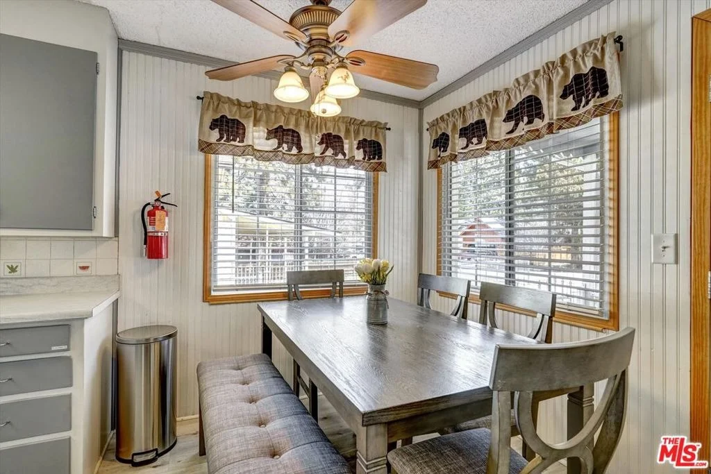 Photo of 404 Oriole Drive