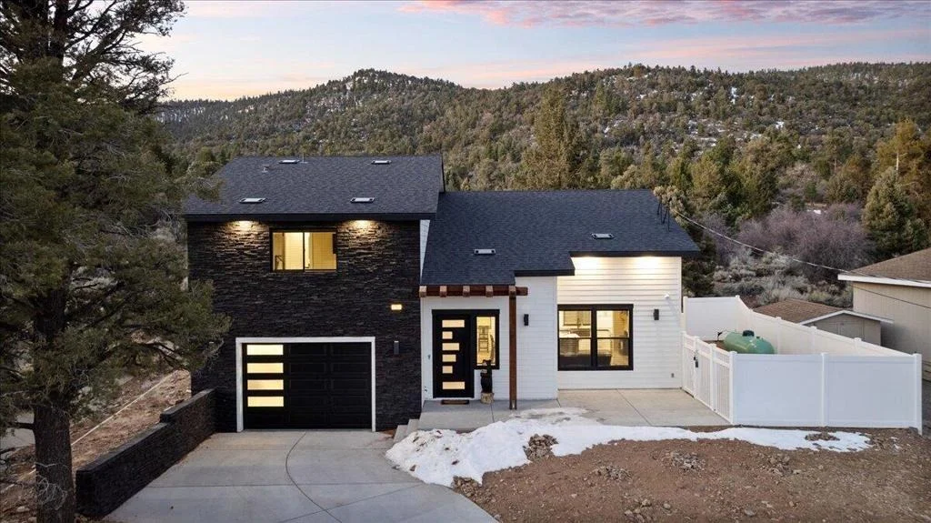 Photo of 47145 Skyview Drive