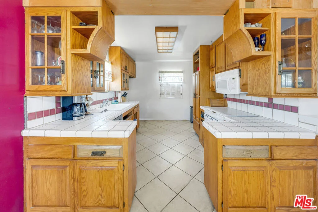 Photo of 656 E Kirkwall Road