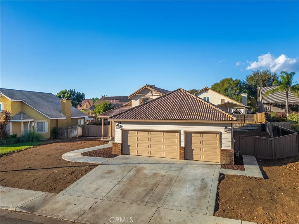 Photo of 458 Windfields