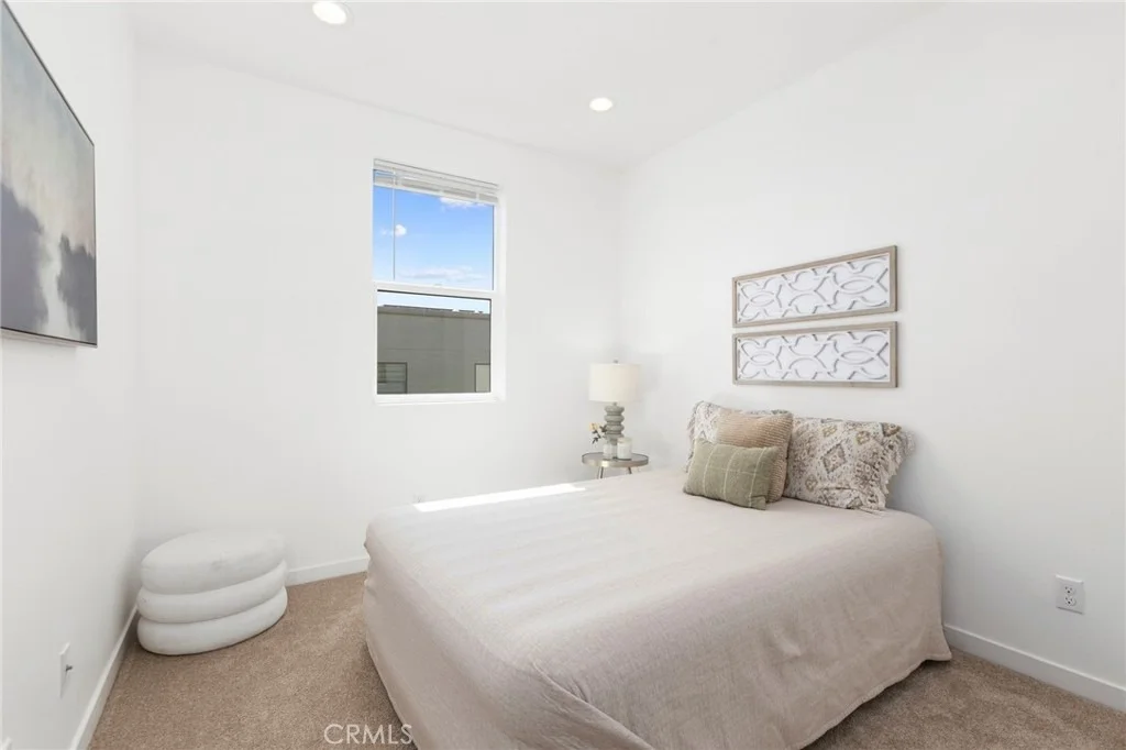 Photo of 422 W Central