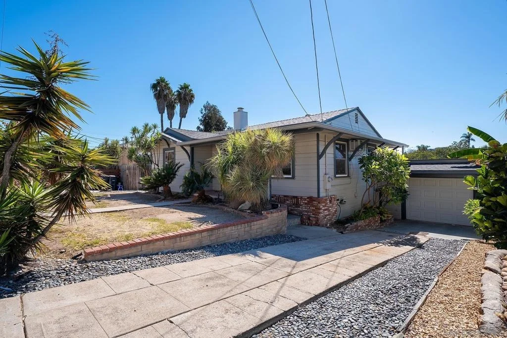 Photo of 7269 Stanford Ave