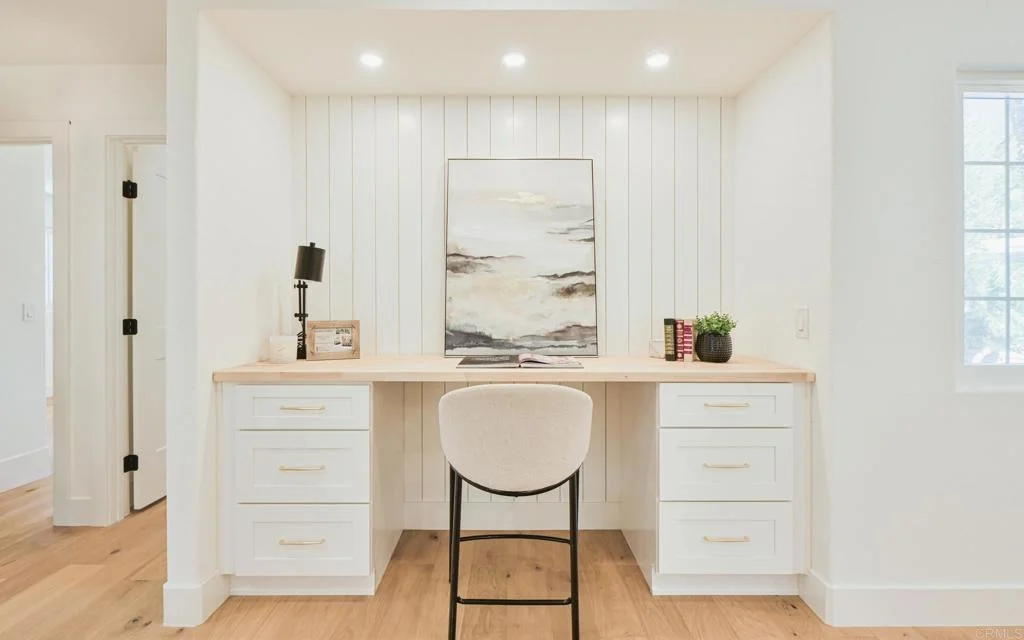 Photo of 2399 Ivy Road
