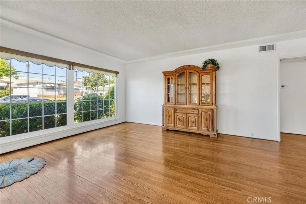 Photo of 608 N 7th