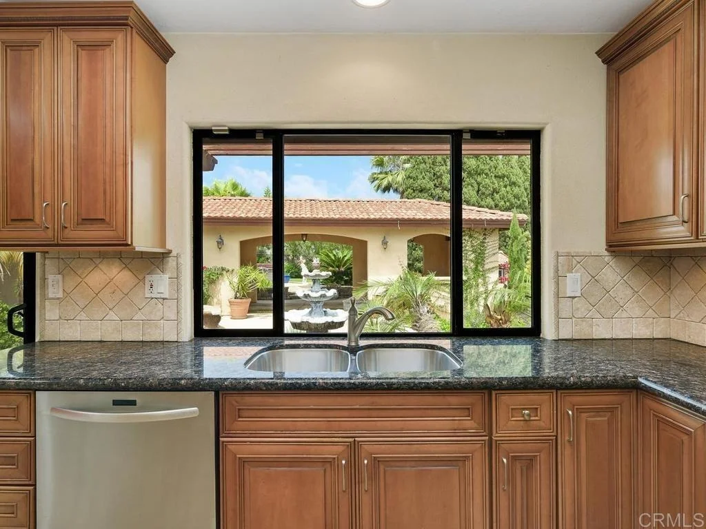 Photo of 4798 Hillside Drive