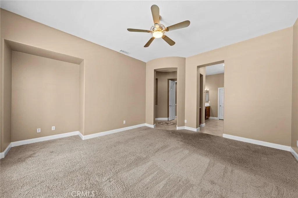 Photo of 31704 Pepper Tree