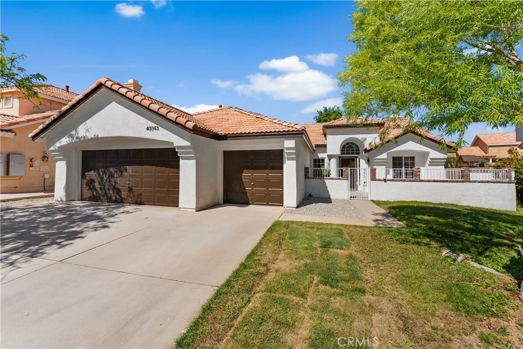 Photo of 40043 Tilbury Drive