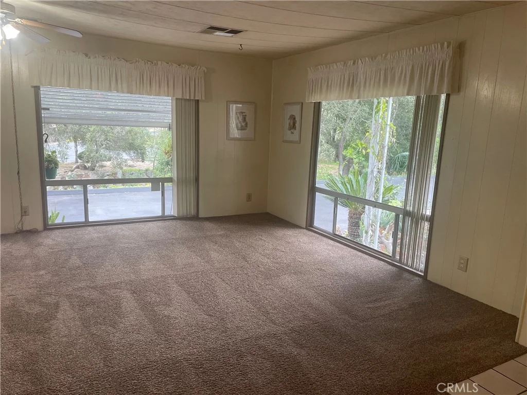 Photo of Unit 103 at 4747 Oak Crest Street