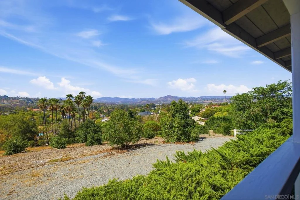 Photo of 2613 Sunset Hills