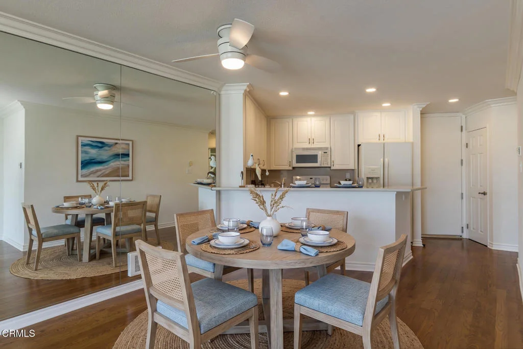 Photo of Unit 218 at 3101 Peninsula Road