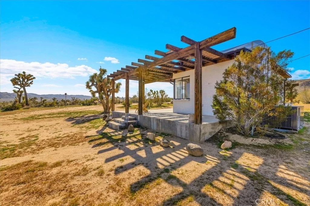 Photo of 5437 Paradise View Road