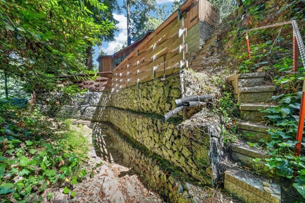 Photo of 20905 Comanche Trail