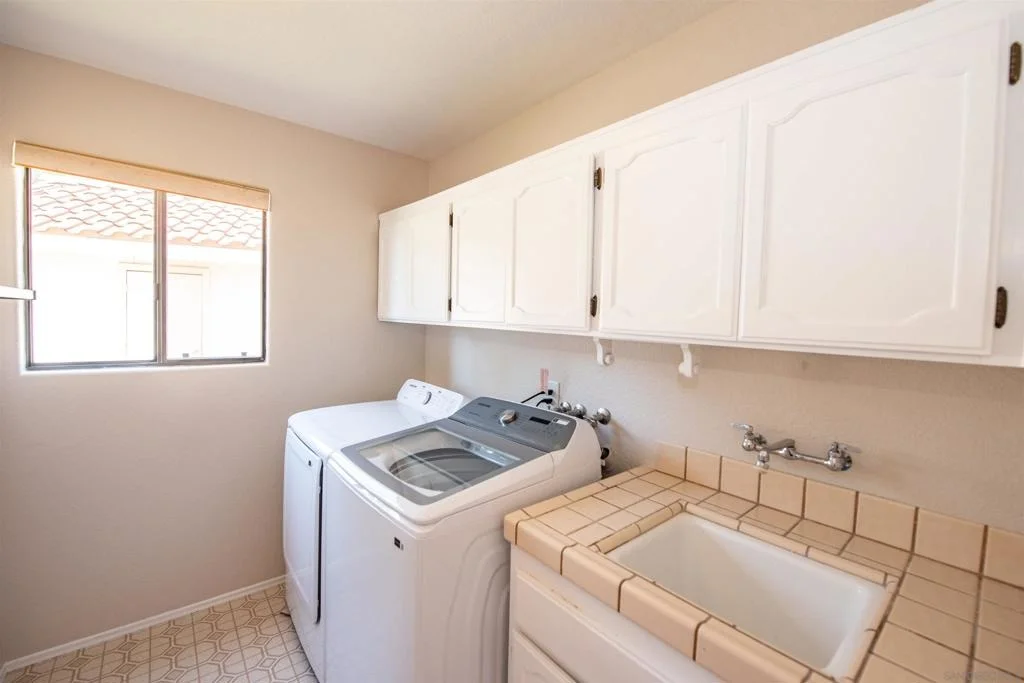 Photo of 2237 Eucalyptus Ave.