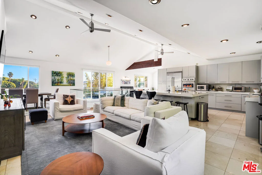 Photo of 28927 W Beach Lane
