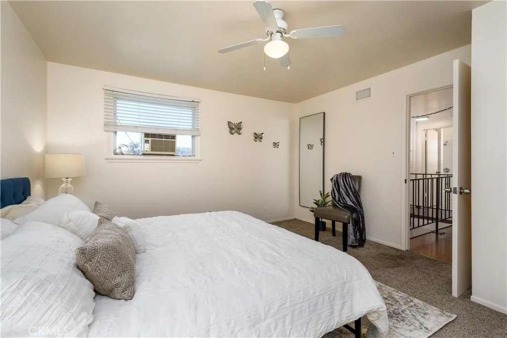 Photo of 752 Agajanian