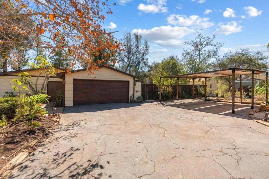 Photo of 2736 Circle Drive