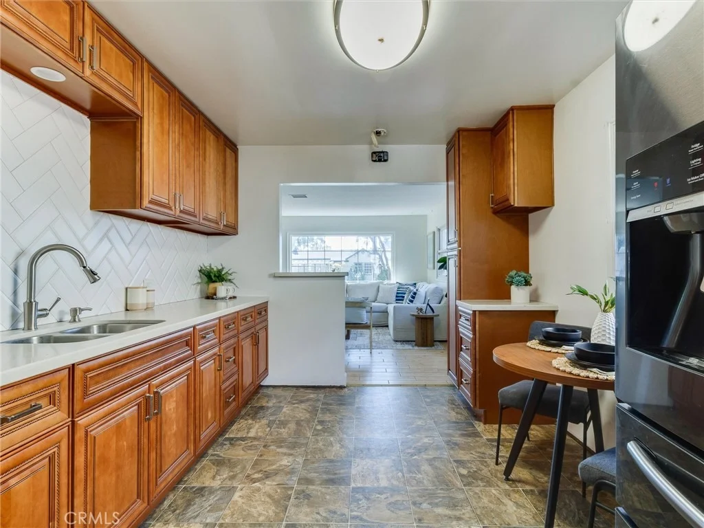 Photo of 1227 Grove