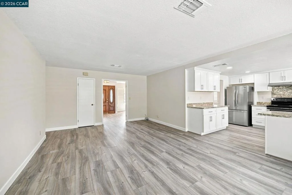 Photo of 1284 Pinecrest Dr