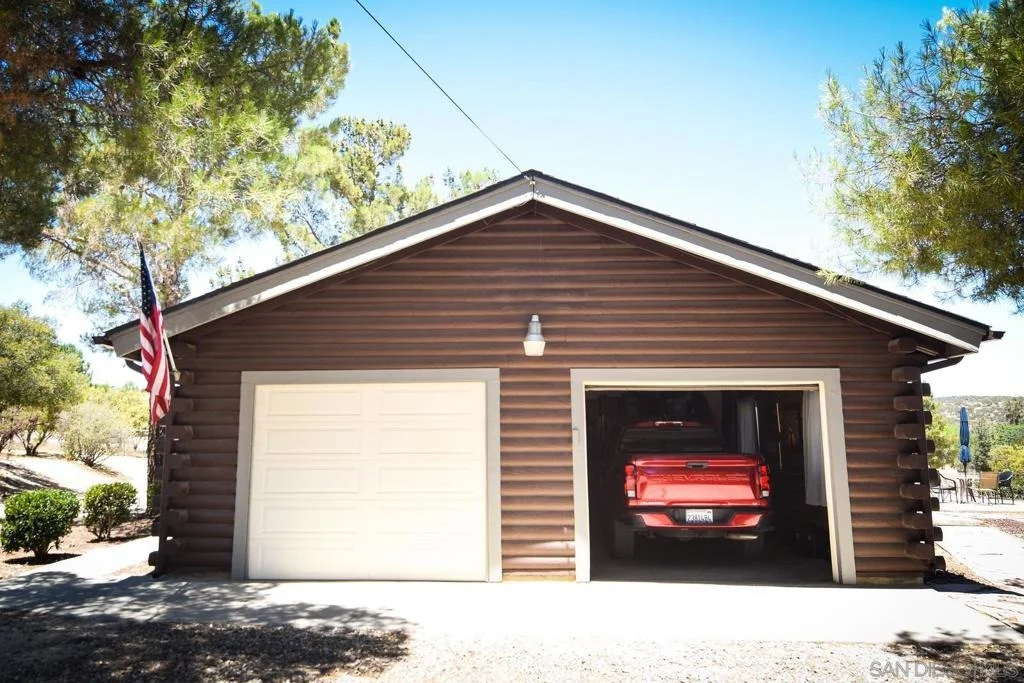 Photo of 40522 Eady Lane